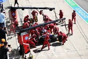 Komisi F1 Bahas Aturan Dua Pit Stop 2026