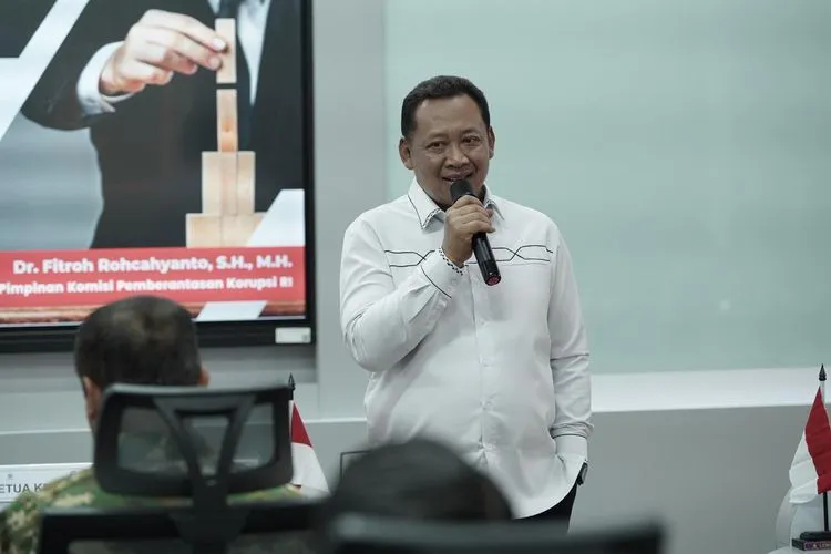 KPK Ungkap 854 Kasus Korupsi yang Libatkan Pejabat Daerah, Termasuk Gubernur Riau Abdul Wahid 1 KPK Ungkap 854 Kasus Korupsi yang Libatkan Pejabat Daerah, Termasuk Gubernur Riau Abdul Wahid