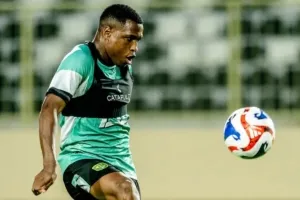 Eduardo Perez Pastikan Diego Mauricio Siap, Laga Persebaya vs Arema FC Semakin Sengit