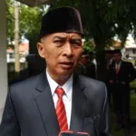 AA1Qg7GU