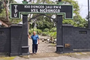 Kisah Penjaga Makam di Kediri yang Tak Bisa Tidur di Hari Pertama