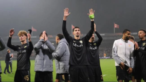 Hasil Liga Europa Malam Ini: Dean James Kalah, Roma dan Aston Villa Menang