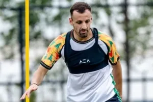 Empat Dosa Dimov Terungkap, Bonek Minta Bek Persebaya Hengkang!