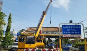 Gerbang Tol Banyu Urip