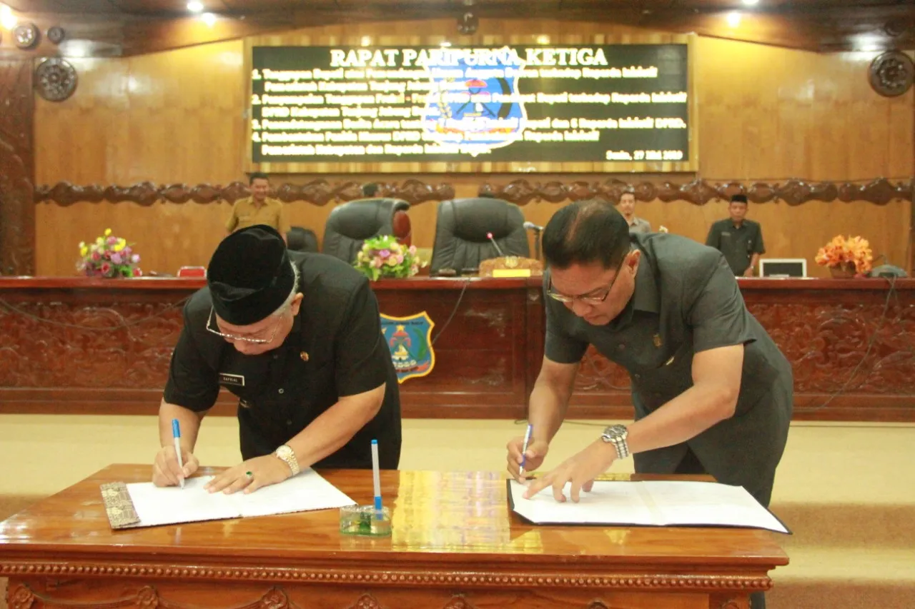 DPRD Tanah Bumbu Setujui PROPEMPERDA 2026: 13 Raperda Masuk Prioritas, Dua Inisiatif Dewan 1 DPRD Tanah Bumbu Setujui PROPEMPERDA 2026: 13 Raperda Masuk Prioritas, Dua Inisiatif Dewan
