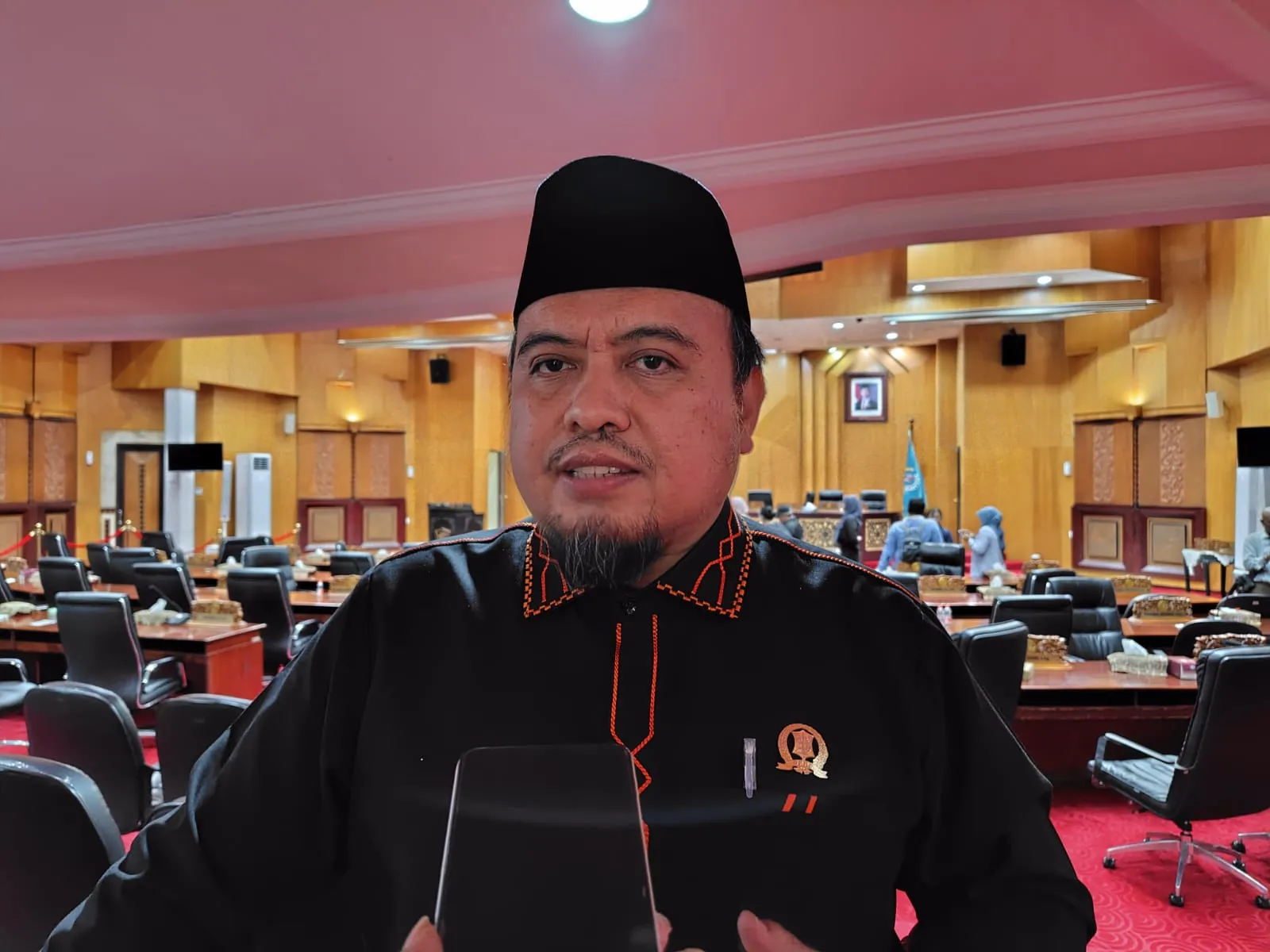 15 Siswa SMP Surabaya Positif Narkoba! Johari Mustawan Meledak: Bongkar Jaringannya, Jangan Tutupi!” 1 15 Siswa SMP Surabaya Positif Narkoba! Johari Mustawan Meledak: Bongkar Jaringannya, Jangan Tutupi!”