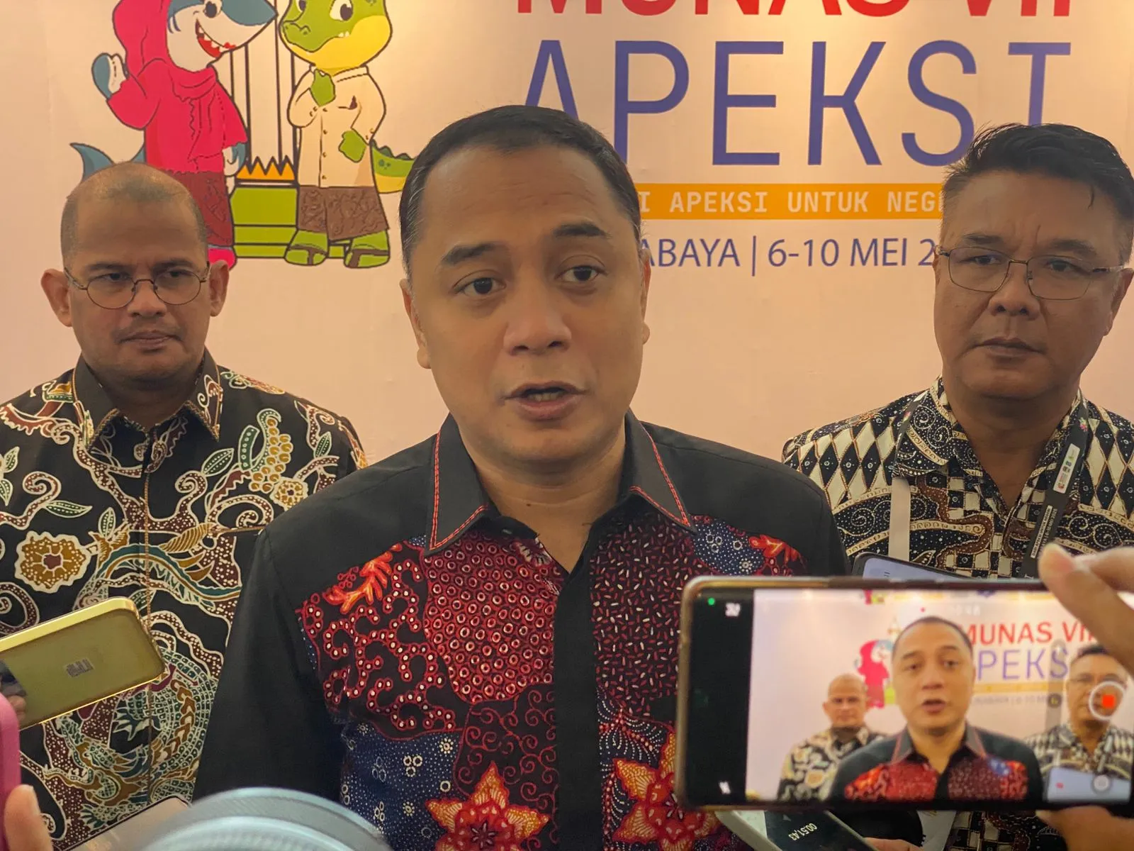 Ledakan di Sekolah Jakarta, Wali Kota Perketat Pengawasan Anti-Bullying di Surabaya 1 Ledakan di Sekolah Jakarta, Wali Kota Perketat Pengawasan Anti-Bullying di Surabaya