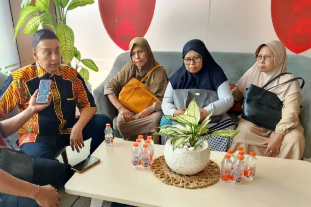 Merasa “Dikriminalisasi”, Aida Cs Seret Penyidik Polres Sumenep ke Propam