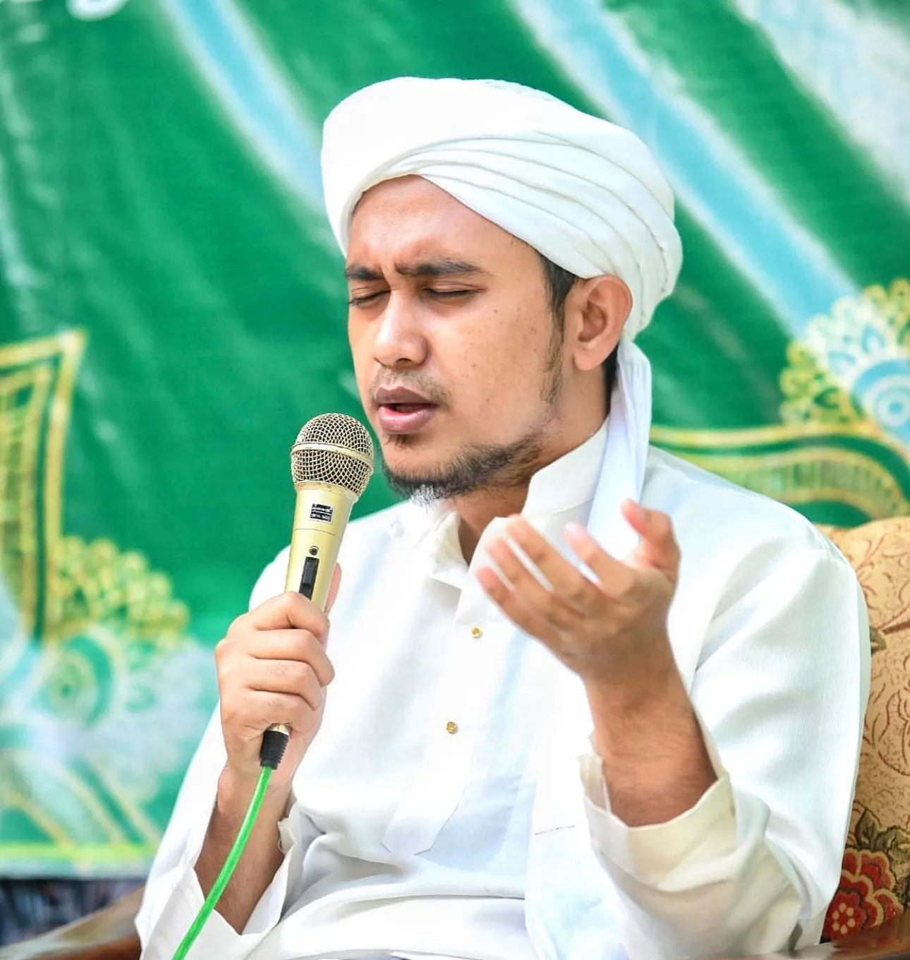 Informasi Utama Gus Elham Yahya Ditegur Lora Ismael soal Gimmick: Bisa Buka Pintu Pelecehan 1 Gus Elham Yahya Ditegur Lora Ismael