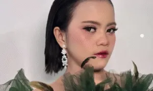 Mutia DA7 di Panggung Asia