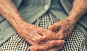 Nenek Siamah di Jember