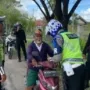Polres Melawi Beri Teguran Humanis dan Sosialisasi kepada Pengendara dalam Operasi Zebra Kapu