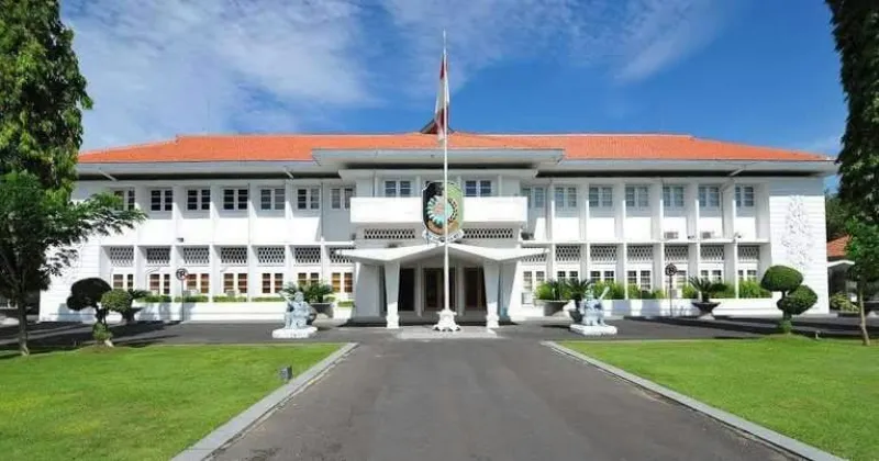 Pemkab Banyuwangi Bantu Pondok Pesantren Urus PBG dan SLF untuk Lingkungan Belajar Aman 1 Pemkab Banyuwangi