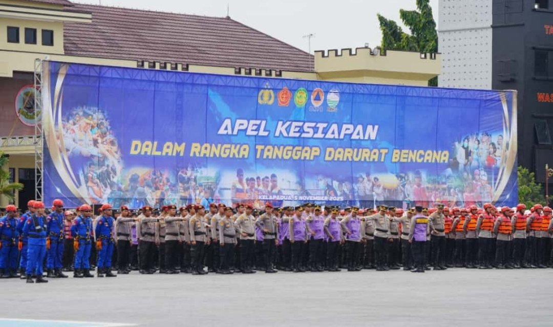 Pimpin Apel Tanggap Darurat Bencana, Kapolri: Beri Rasa Aman ke Masyarakat 1 Pimpin Apel Tanggap Darurat Bencana, Kapolri: Beri Rasa Aman ke Masyarakat