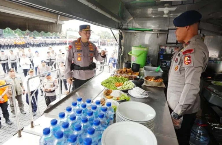 Kapolri Tinjau Sarana-Prasarana Pada Apel Kesiapan Tanggap Bencana di Mako Brimob