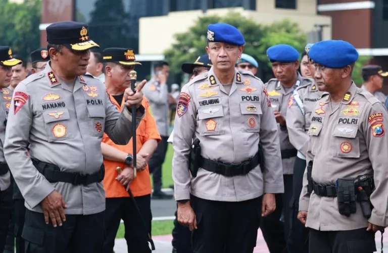 Polda Jatim Bersama Pemprov Siagakan Personel Gabungan Antisipasi Bencana Hidrometeorolog
