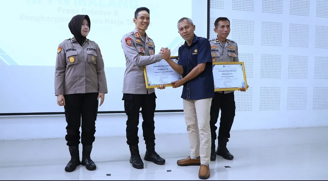 Polresta Malang Kota Kembali Raih Penghargaan Penyerapan Anggaran Terbaik Triwulan III 2025 KPPN Malang 1 Polresta Malang Kota Kembali Raih Penghargaan Penyerapan Anggaran Terbaik Triwulan III 2025 KPPN Malang