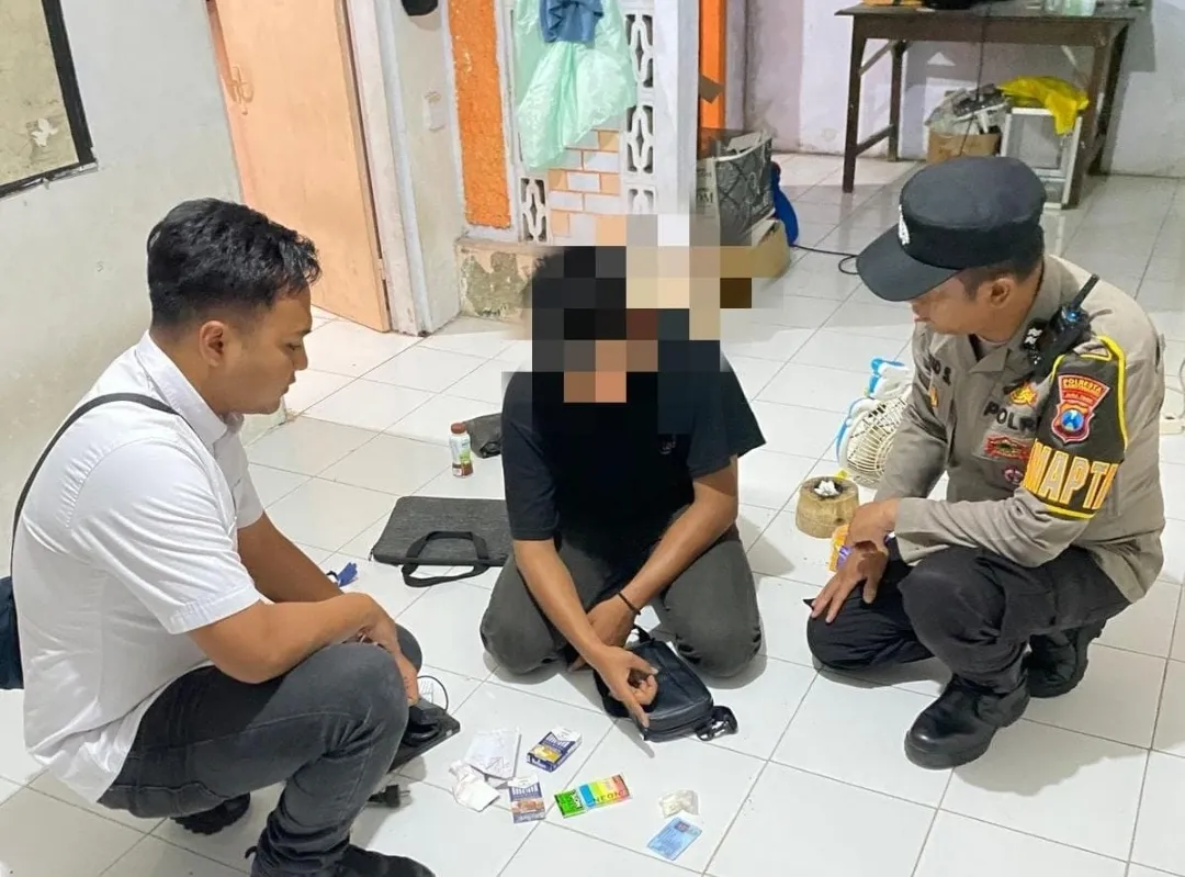 Respon Cepat Layanan 110 Polresta Banyuwangi Gagalkan Peredaran Pil Terlarang 1 Respon Cepat Layanan 110 Polresta Banyuwangi Gagalkan Peredaran Pil Terlarang