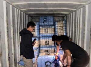 Polisi Bongkar Sindikat Balpres di Jakarta, 207 Bal Pakaian Bekas Impor Disita