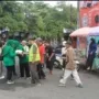Sentuhan Jumat Berkah Persit Trenggalek, Hadirkan Kepedulian untuk Tukang Becak