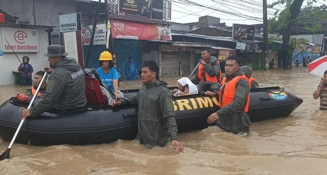 Bencana Alam Landa Sumatera Utara, Polri Maksimalkan Operasi SAR dan Bantuan Kemanusiaan 1 Bencana Alam Landa Sumatera Utara, Polri Maksimalkan Operasi SAR dan Bantuan Kemanusiaan