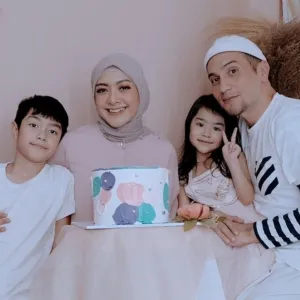 Richa Novisha, Istri Gary Iskak yang Jadi Sorotan Pasca-Kematian Suami: Latar Belakang Menonjol