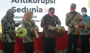 ketua kpk dan khofifah