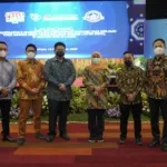 khofifah gubernur jawa timur mbizmarket