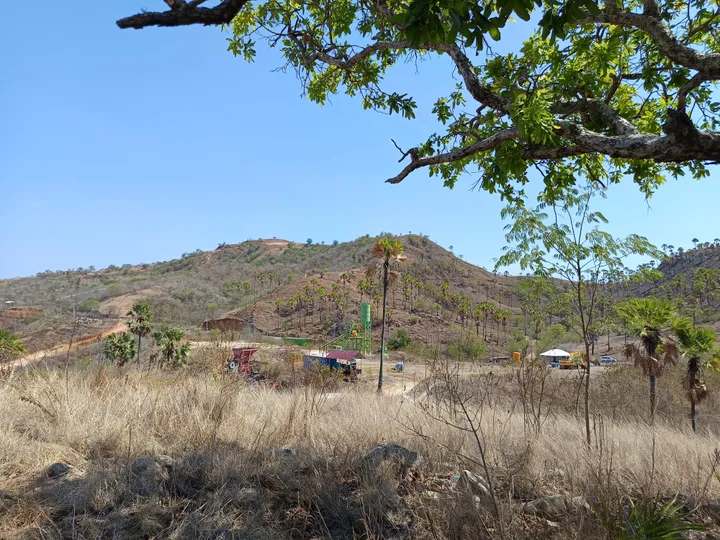 Pemilik 1 Ha Tanah di Labuan Bajo Gugat Johanis van Naput dan Kawan-Kawan 1 Pemilik 1 Ha Tanah di Labuan Bajo Gugat Johanis van Naput dan Kawan-Kawan