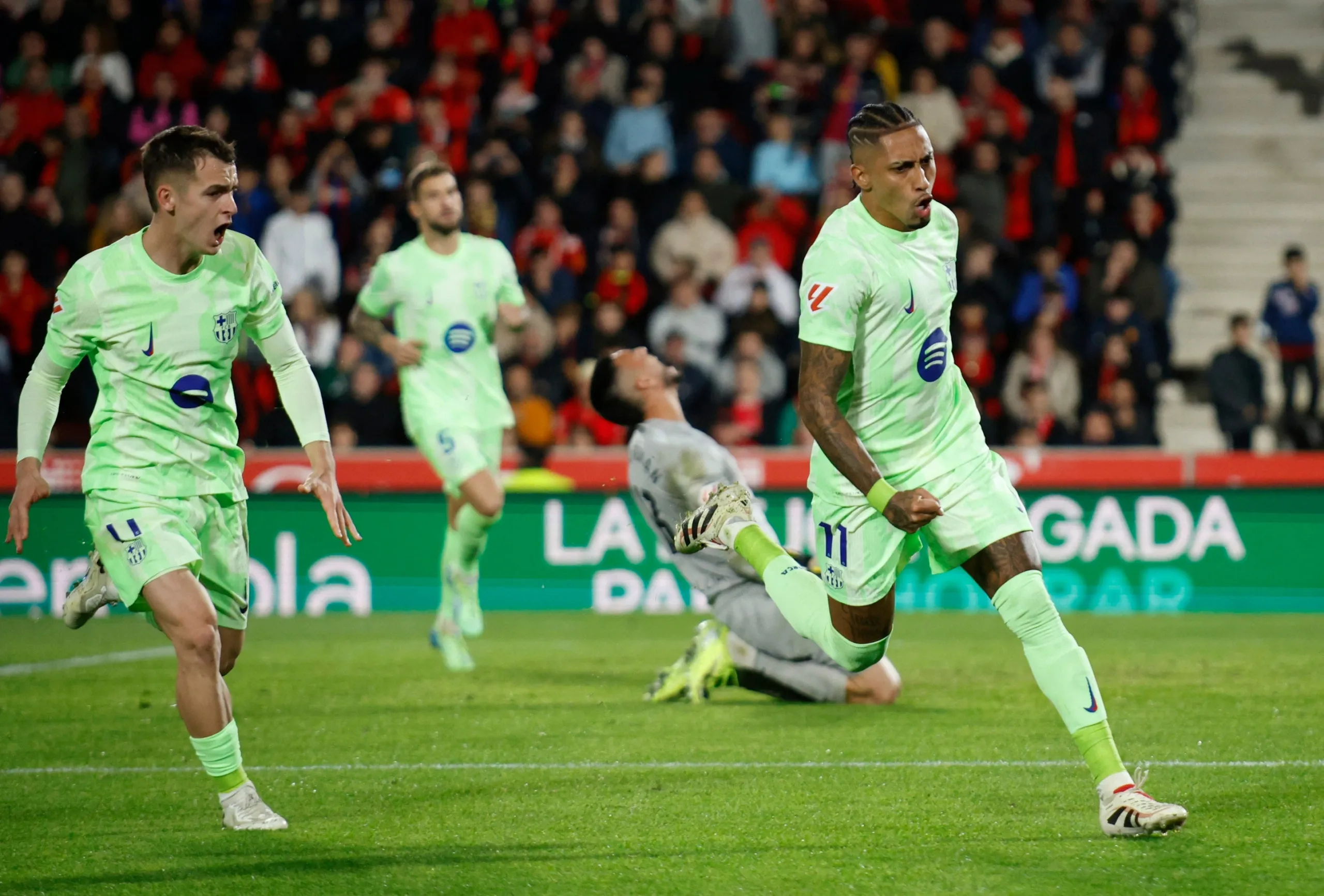 Kritik Pelatih Barcelona terhadap Pemilihan Tim Terbaik FIFA 2025, Raphinha Tak Masuk