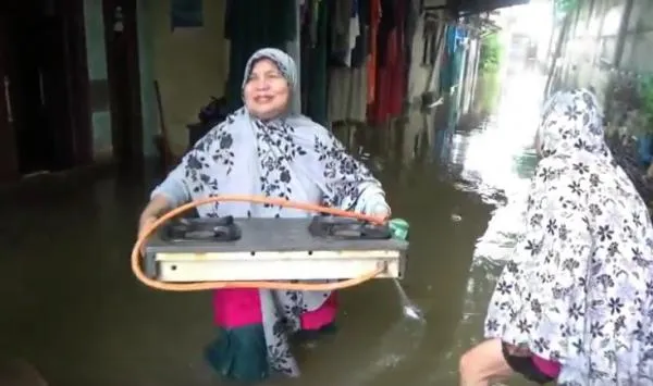 Pemprov Jabar Normalisasi Drainase Lembang untuk Cegah Banjir, Bangunan Ilegal Dibongkar