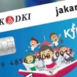 2449935917