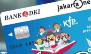 2449935917