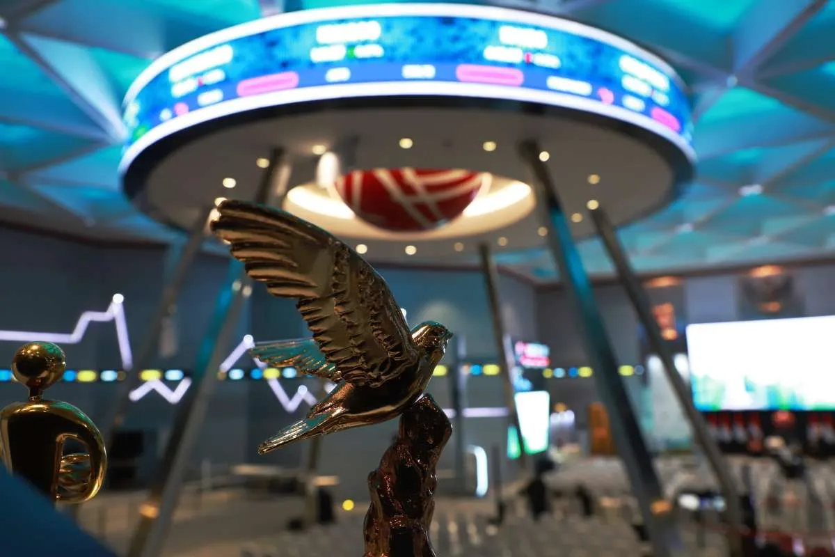 Perusahaan Sarang Burung Walet Melantai di Bursa, Harga Saham Melesat 1 Perusahaan Sarang Burung Walet Melantai di Bursa, Harga Saham Melesat