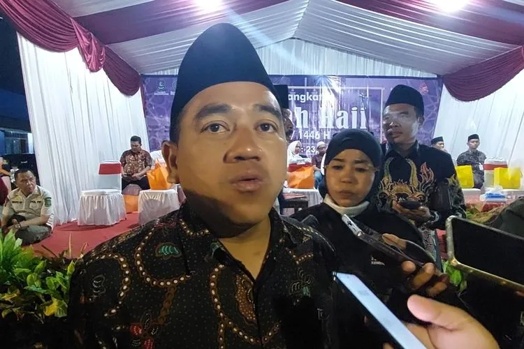 Pelantikan Ribuan PPPK Paro Waktu di Sumenep, Bupati Sumenep Serahkan SK dan Lantik