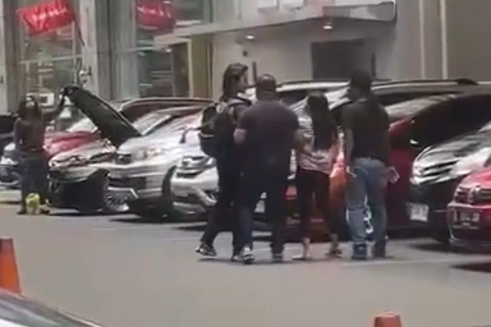 Dunia debt collector terungkap, tak semua mobil atau motor tarikan langsung jadi hak milik leasing 1 Dunia debt collector terungkap, tak semua mobil atau motor tarikan langsung jadi hak milik leasing