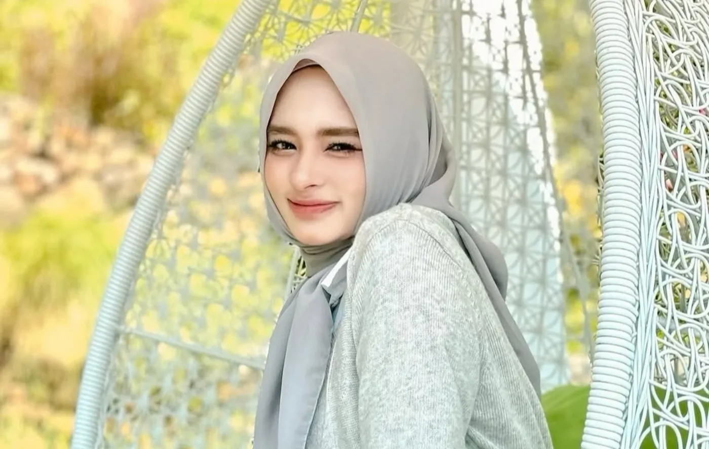 3 Berita Artis Terheboh: Inara Rusli Laporkan Insanul Fahmi, Ivan Gunawan Berdonasi 1 3 Berita Artis Terheboh: Inara Rusli Laporkan Insanul Fahmi, Ivan Gunawan Berdonasi