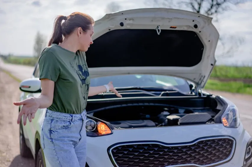 Benarkah Membuka Kap Mobil Menyegarkan Mesin Lebih Cepat? 1 Benarkah Membuka Kap Mobil Menyegarkan Mesin Lebih Cepat?