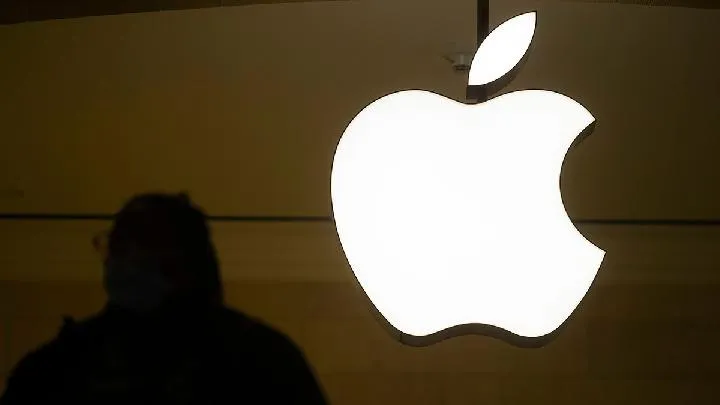 Dua Mata Pisau: Keputusan Apple Menggunakan eSIM di iPhone Lipat 1 Dua Mata Pisau: Keputusan Apple Menggunakan eSIM di iPhone Lipat