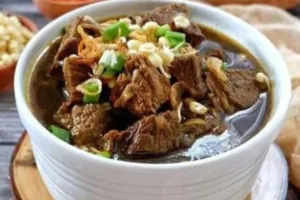 8 depot makan legendaris di Surabaya yang sudah turun temurun, wajib dicoba saat libur tahun baru