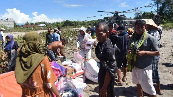 TNI Perbaiki Metode Airdrop Pasca Keluhan Bantuan Rusak