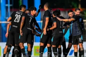 Kisruh Persela: Imran Batal Latih, Pemain Pindah ke PSIS