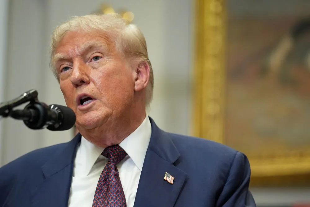 Trump Turunkan Standar Efisiensi Bahan Bakar, Memicu Kontroversi di Industri Otomotif AS 1 Trump Turunkan Standar Efisiensi Bahan Bakar, Memicu Kontroversi di Industri Otomotif AS