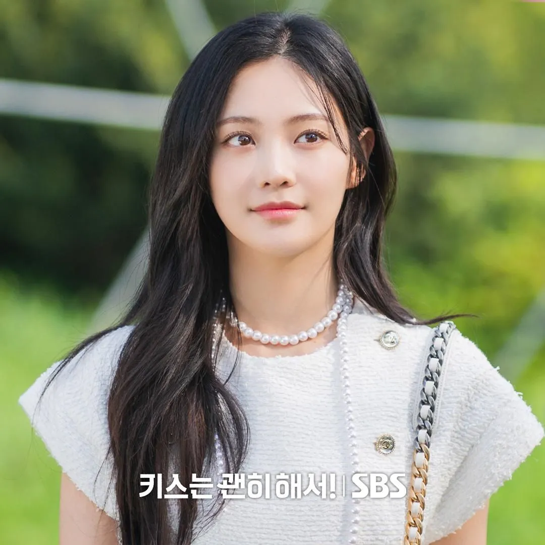 7 Usaha Yu Ha Yeong Mendekati Kim Seon U di Dynamite Kiss