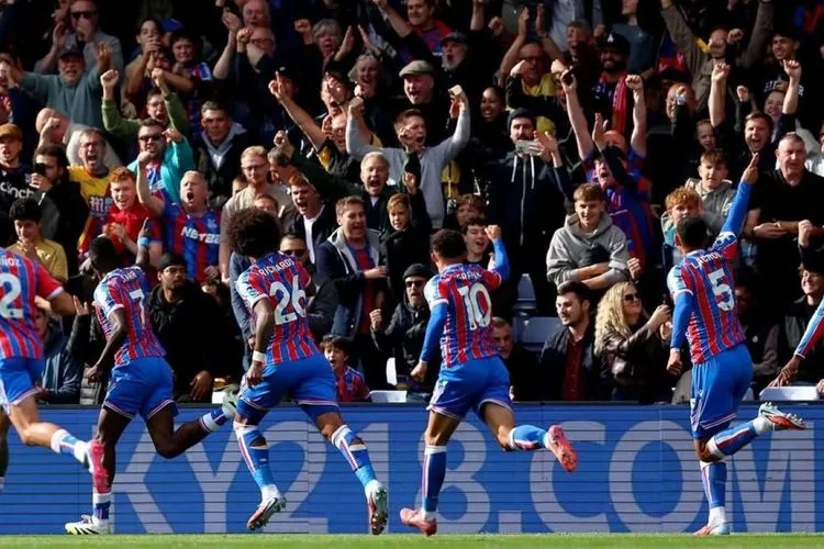 Crystal Palace Kalah 1-2 dari Manchester United, Glasner Kritik Kedalaman Skuad