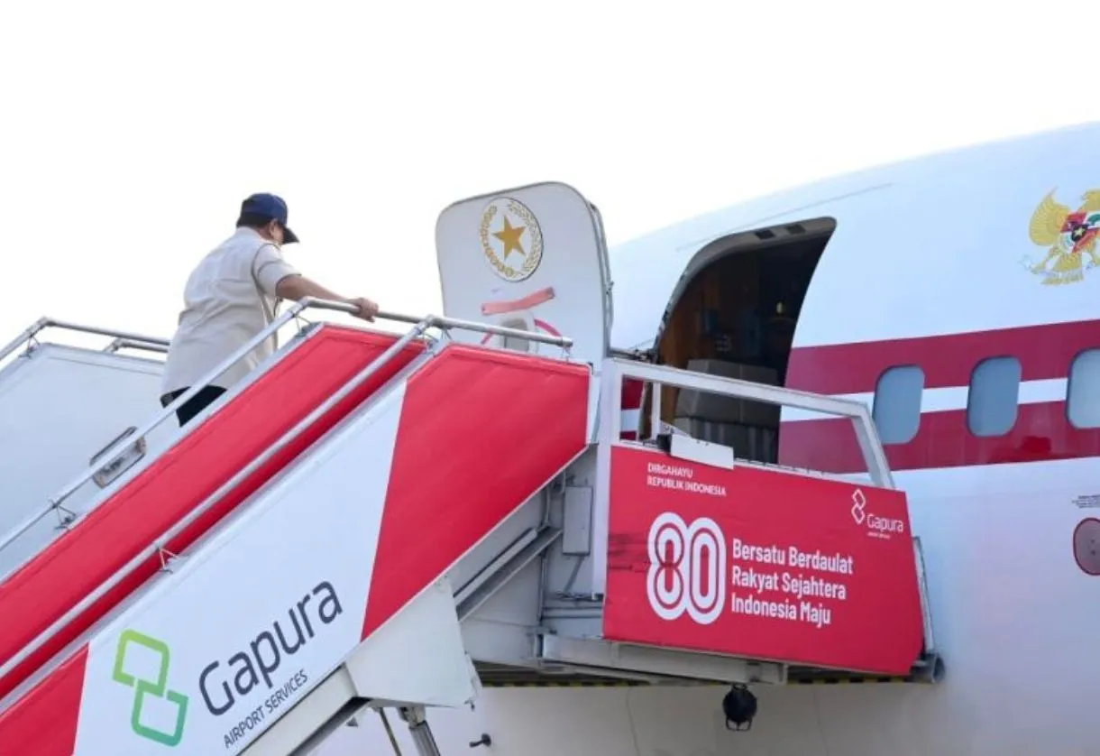 Prabowo Berangkat ke Sumatera, Pastikan Penanganan Bencana Terpadu dan Efisien 1 Prabowo Berangkat ke Sumatera, Pastikan Penanganan Bencana Terpadu dan Efisien