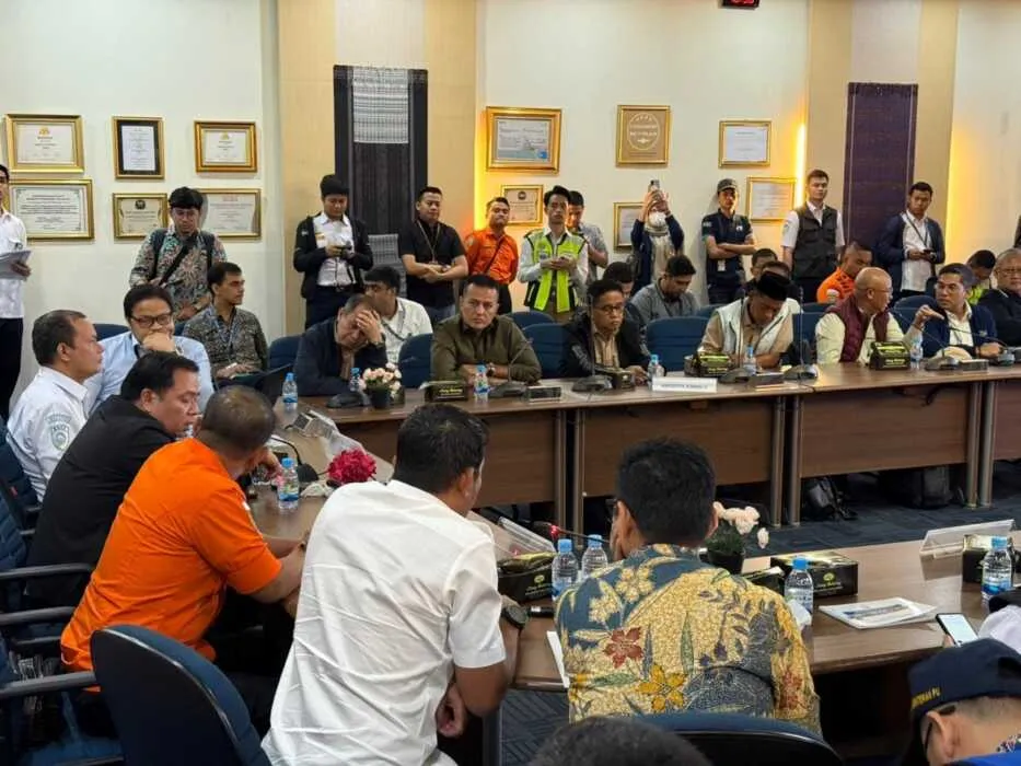 Warga kehilangan rumah akibat bencana, Ijeck desak pemerintah bangun kembali atau relokasi 1 Warga kehilangan rumah akibat bencana, Ijeck desak pemerintah bangun kembali atau relokasi
