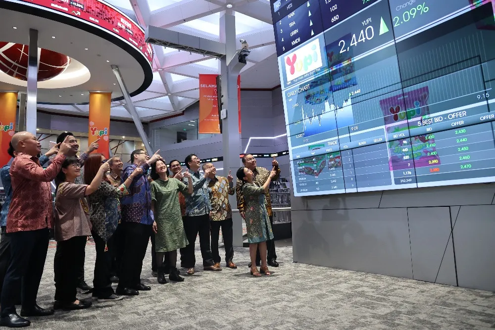 Cek jadwal pembayaran dividen interim, ada MCOL, TOTO hingga YUPI