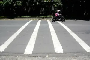 Sering Hajar Polisi Tidur? Hati-Hati, Mesin Motor Kamu Bisa Rusak Diam-Diam!