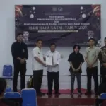 AA1T2yxH